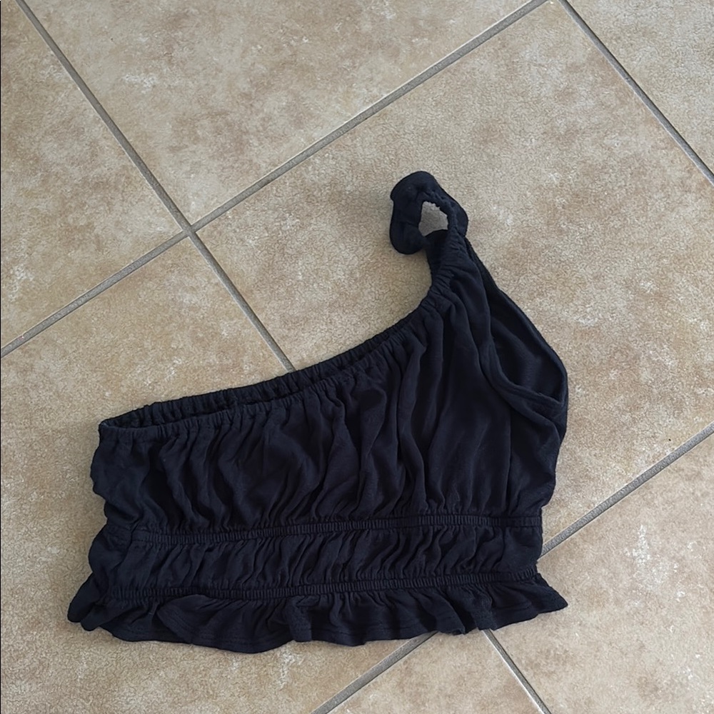 Black One-Shoulder Ruffle Top - Picture 5 of 5